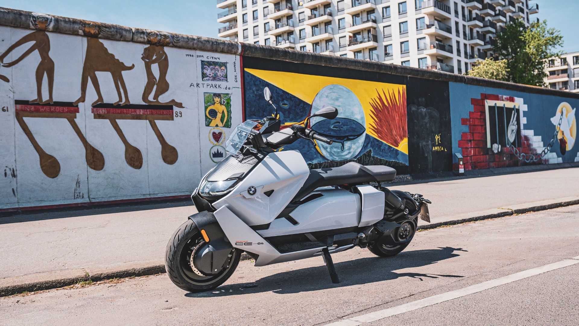 BMW Motorrad Berlínská zeď